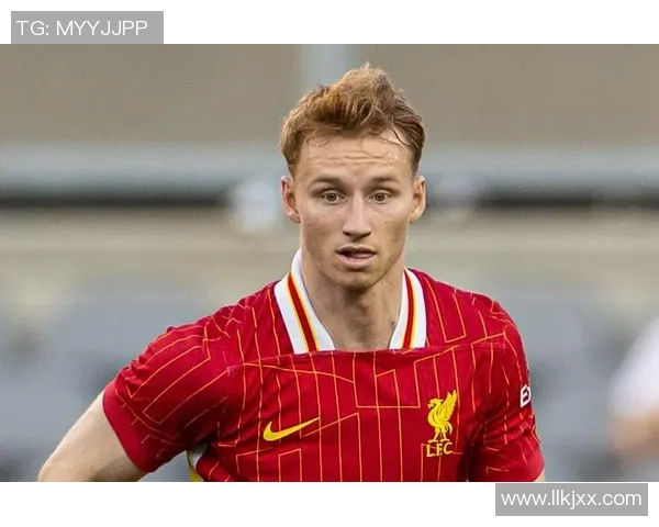 现役足球明星的辉煌成就与未来展望分析